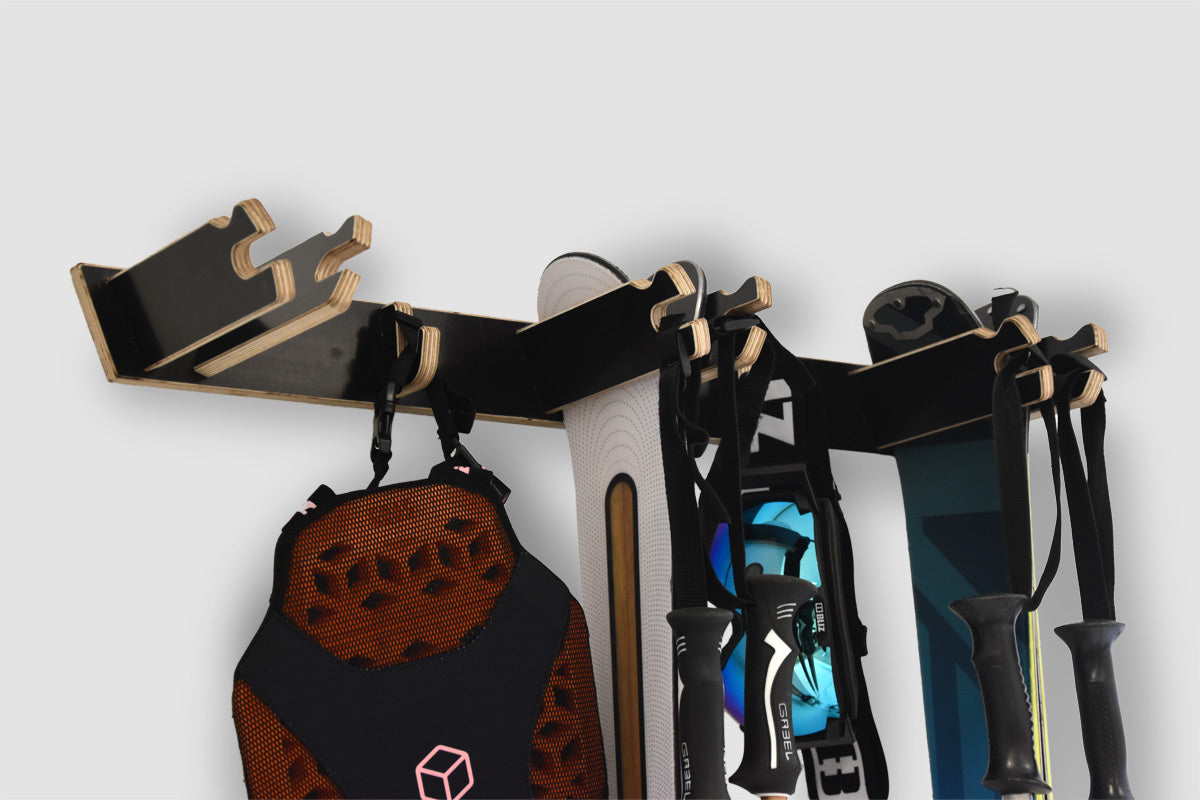 Skidhållare for 3 par skidor