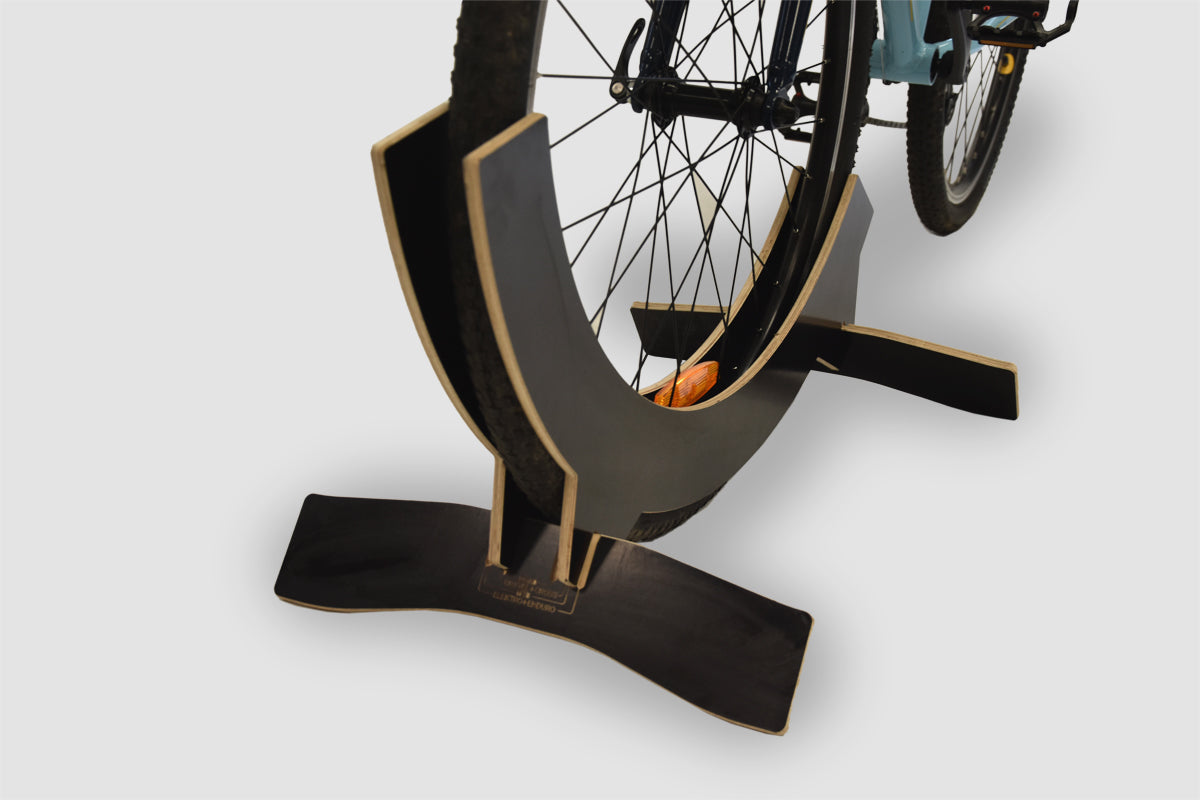 Adjustable bike stand